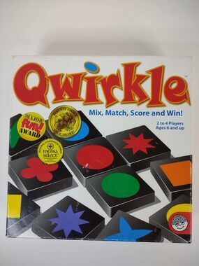Qwirkle Wooden Tiles Puzzle Strategy Mensa Award 4 Player Complete EUC *